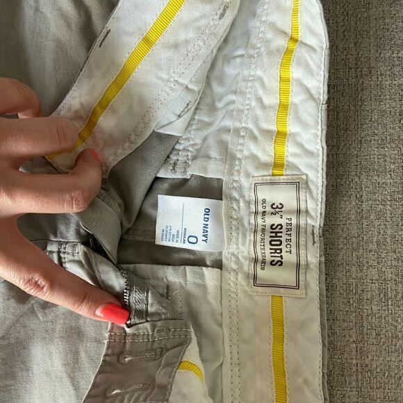 Old navi bermuda shorts 0 never worn without tag - Picture 2 of 3
